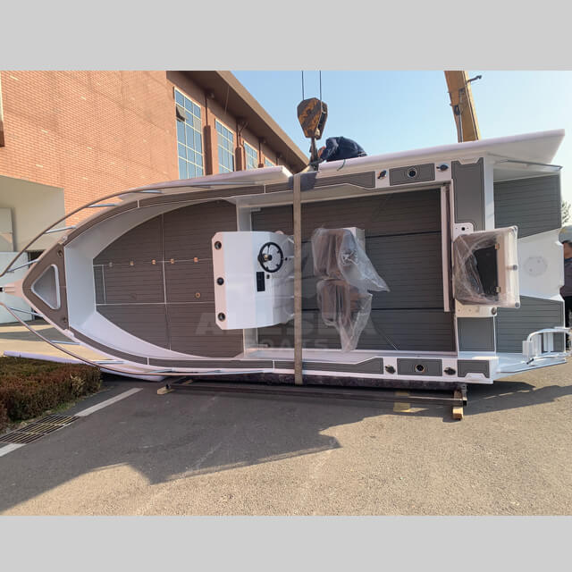Profisher 750 Center Console