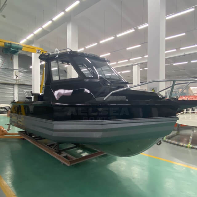 easycraft 6.5m قارب المقصورة