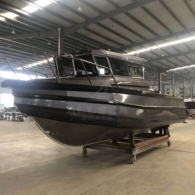 easycraft 8.5m قارب المقصورة